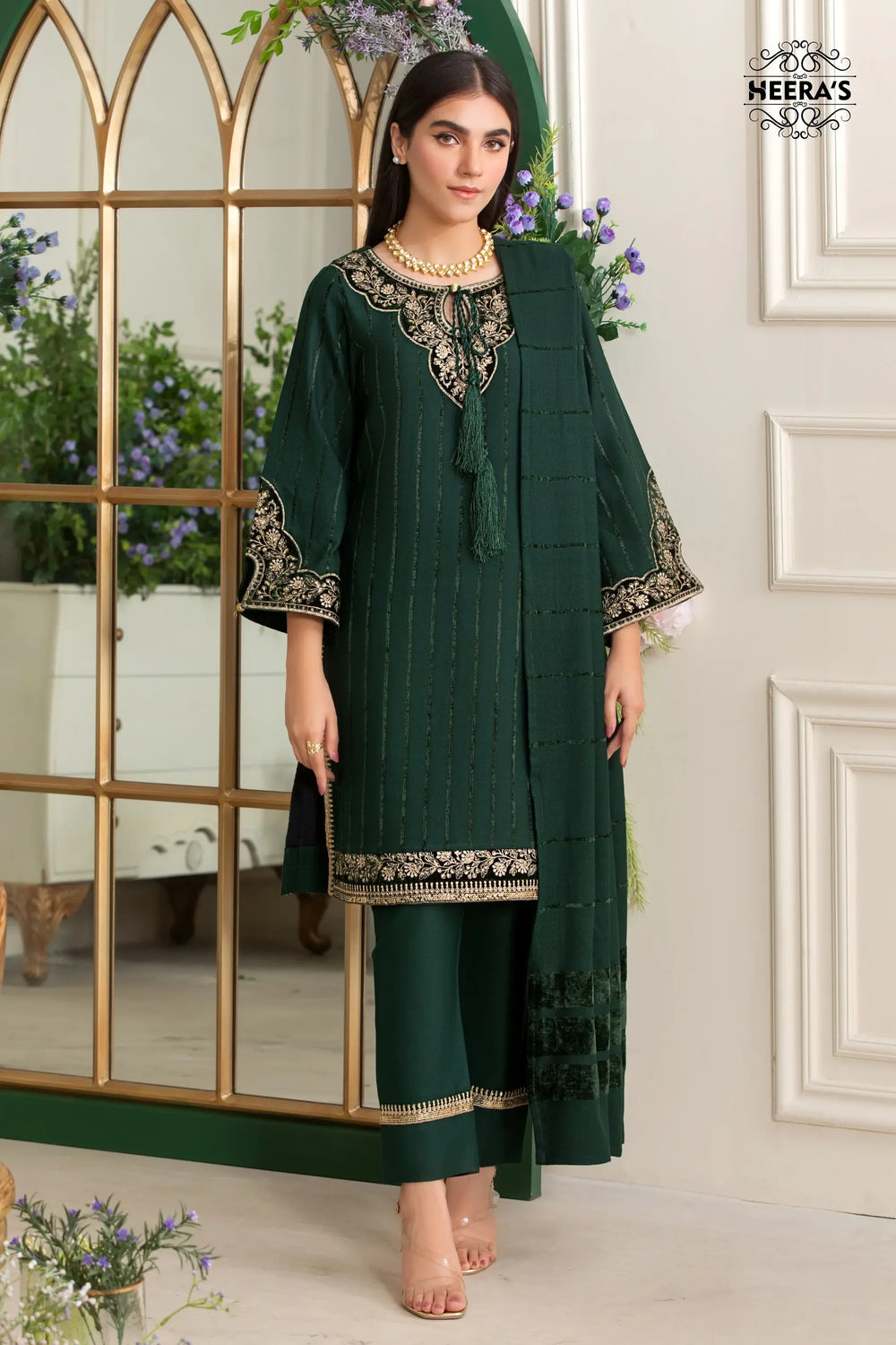 Pashmina Velvet Co-ord(B.G)-3 Pcs Embroidered | Pash AMN GR