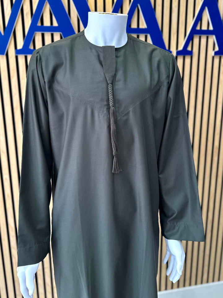 Emirati style kandura  dark green, high-quality Islamic clothing for men

