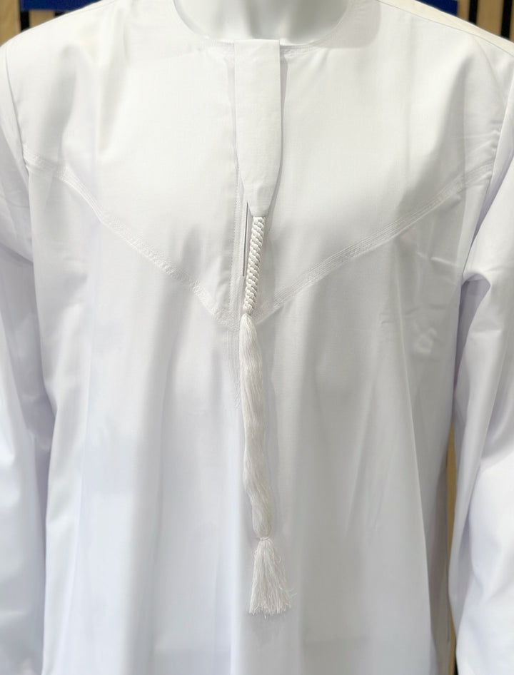 White mens Muslim thobe, long dress, light fabric, Islamic clothing near me for special days – Vavaa UK Outlet.