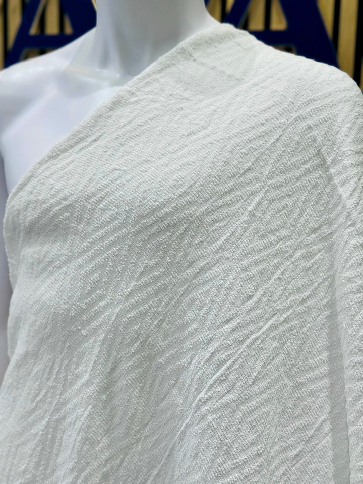 Men’s white diamond weave Ihram  Rida and Izar set for spiritual journey

