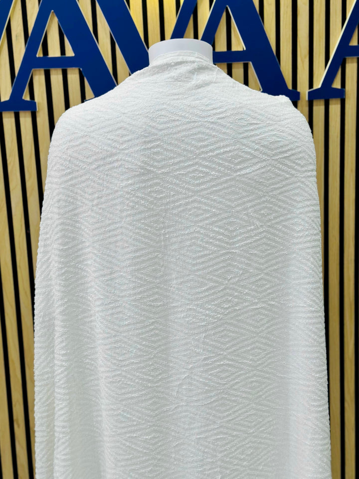 High-quality diamond weave cotton Ihram for Hajj and Umrah – soft and skin-friendly

