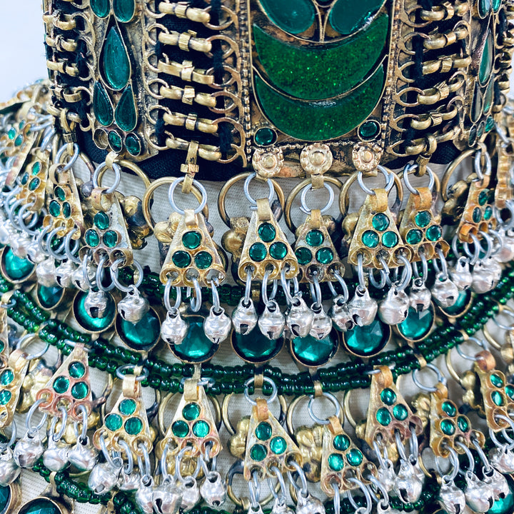 Vintage Afghan Kuchi necklace with green stones and gold accents – handcrafted tribal jewellery perfect for cultural events.