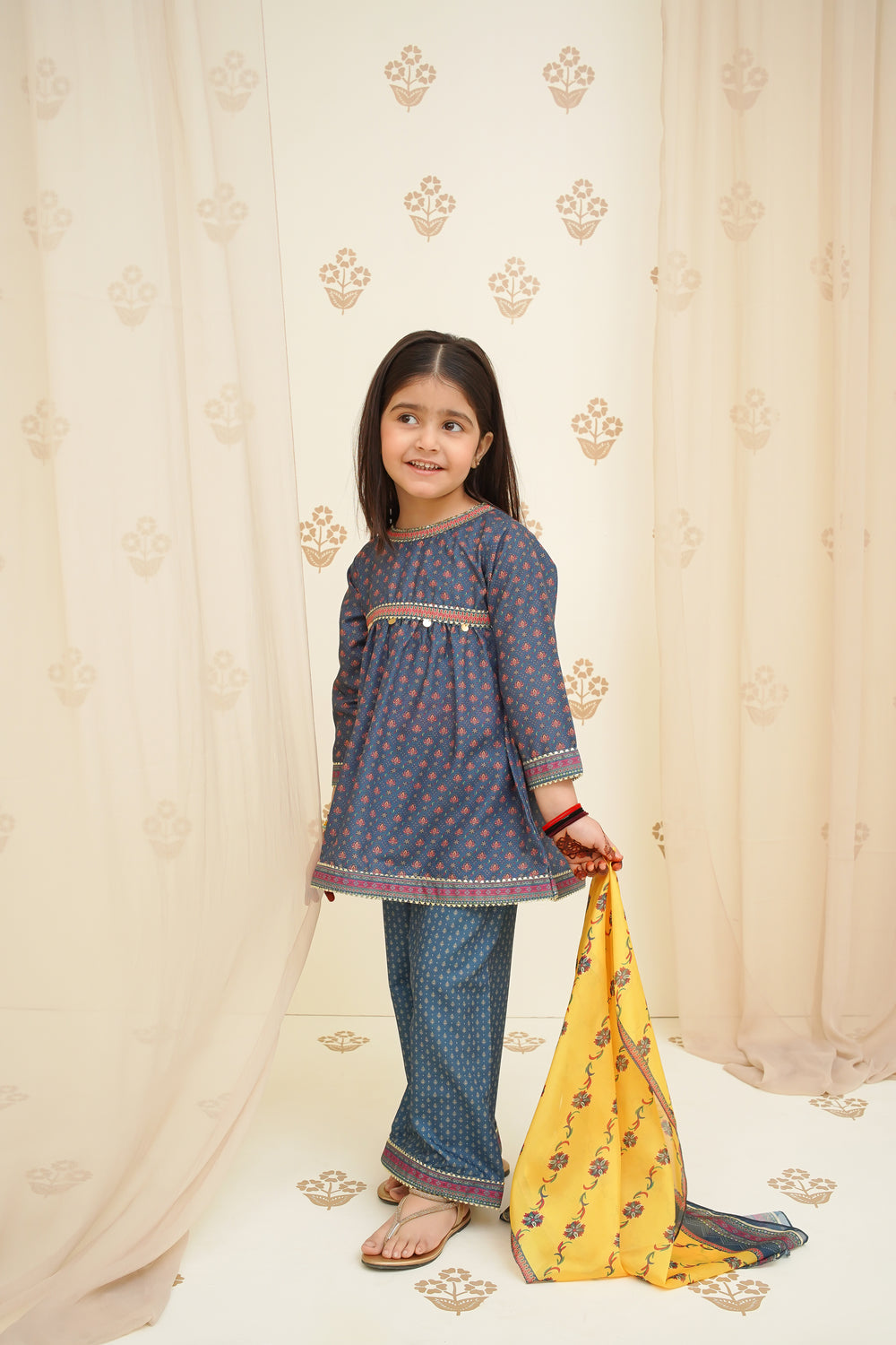 Swiss Lawn Digital Printed 3 Pc Suit