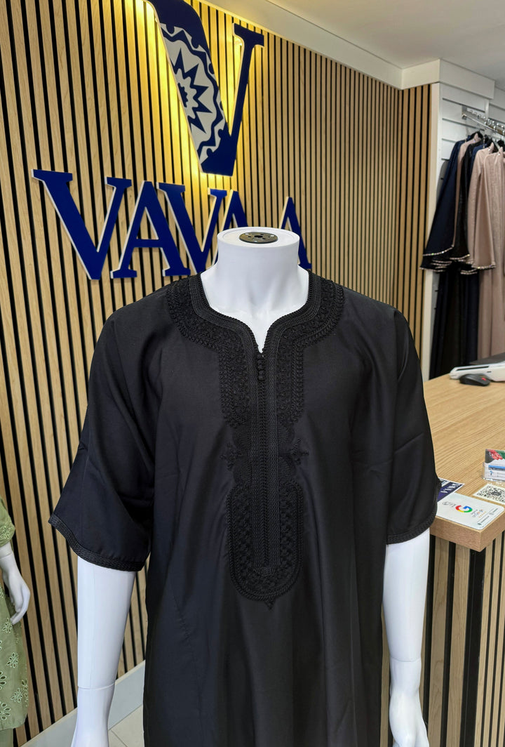 Moroccan style men’s thobe, black color, Muslim wear near me for Jumu’ah and formal dinners – Vavaa UK Outlet.