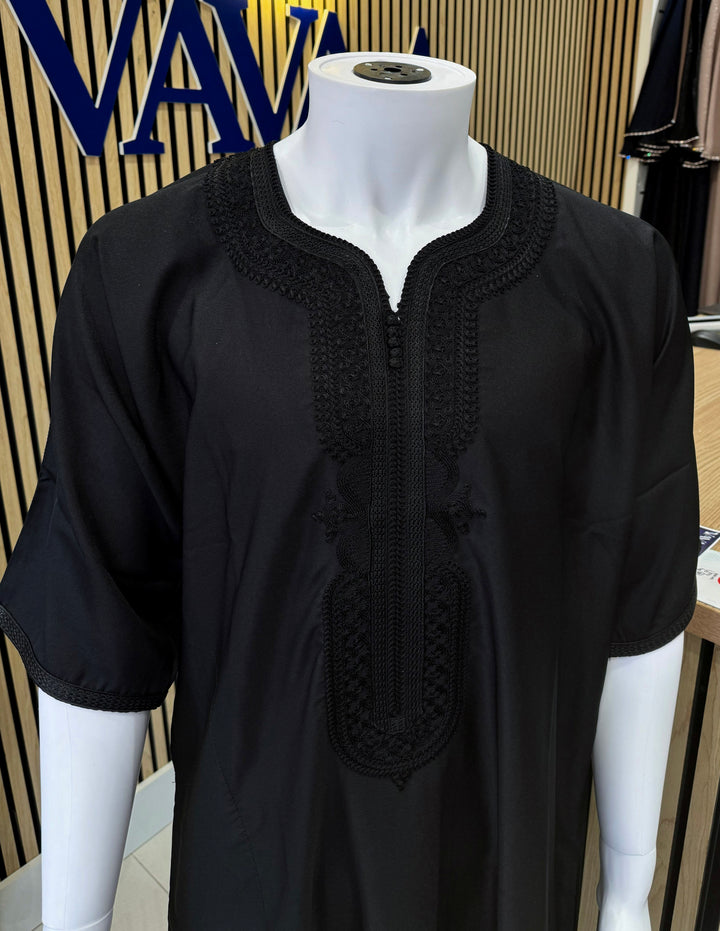 Moroccan thobe for men in black, Islamic outfit near me for festive occasions – Vavaa UK Outlet.