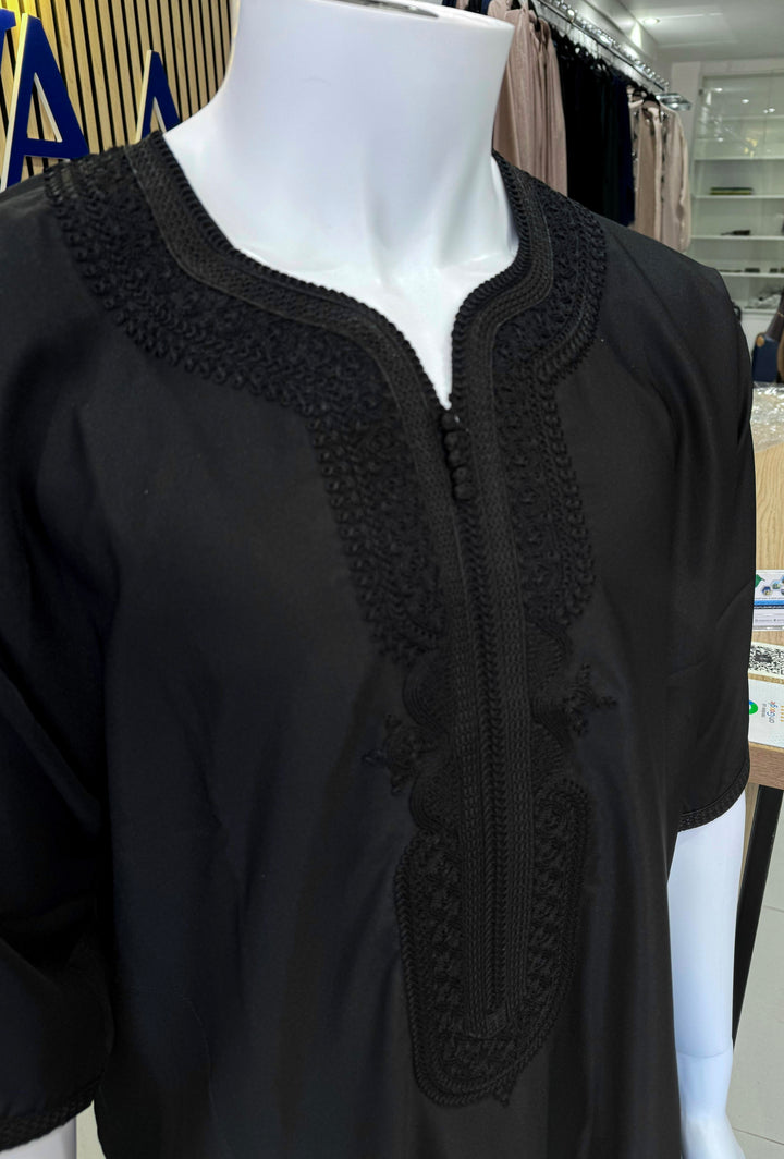 Black Moroccan men’s thobe, Muslim dress near me for mosque and Eid – Vavaa UK Outlet.