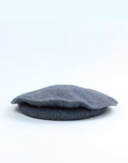 Dark grey handmade Chitrali Pakol made from pure wool now available near me at Vavaa outlet in UK.