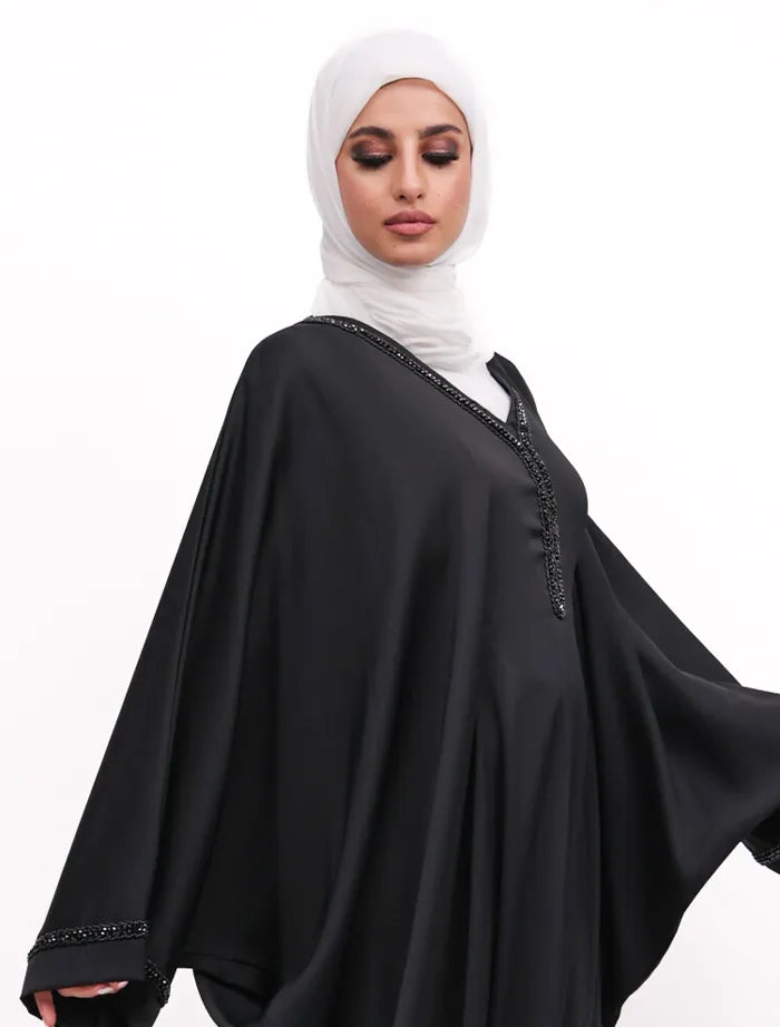 Abaya near me trending Islamic clothing near me at Vavaa.