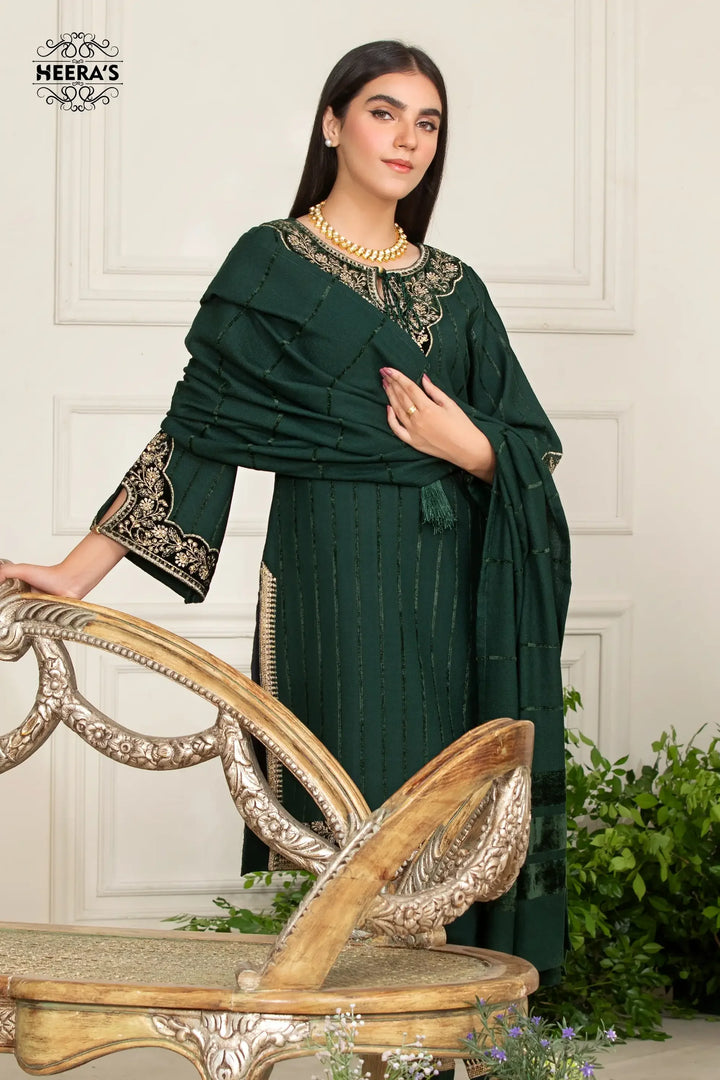 3-piece green dress in linen and velvet with embroidery and matching velvet-lined shawl.