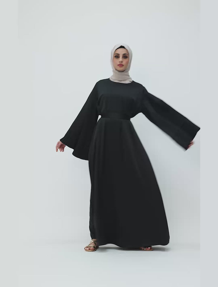Elegant pleat cuffs satin abaya, Muslim women’s outfit near me for stylish modest fashion – Vavaa UK Outlet.