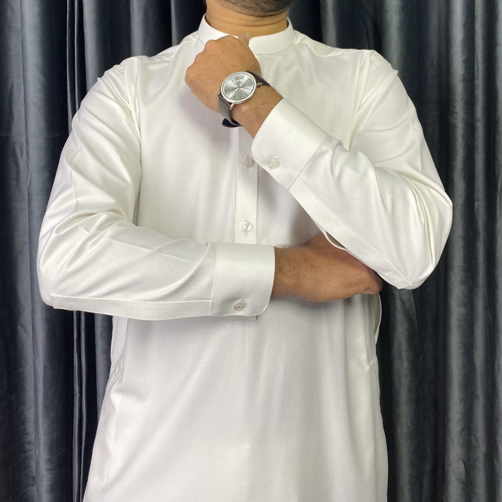 Shop men's off-white kameez shalwar at Vavaa Clothing with a limited-time offer and fast delivery across the UK.
